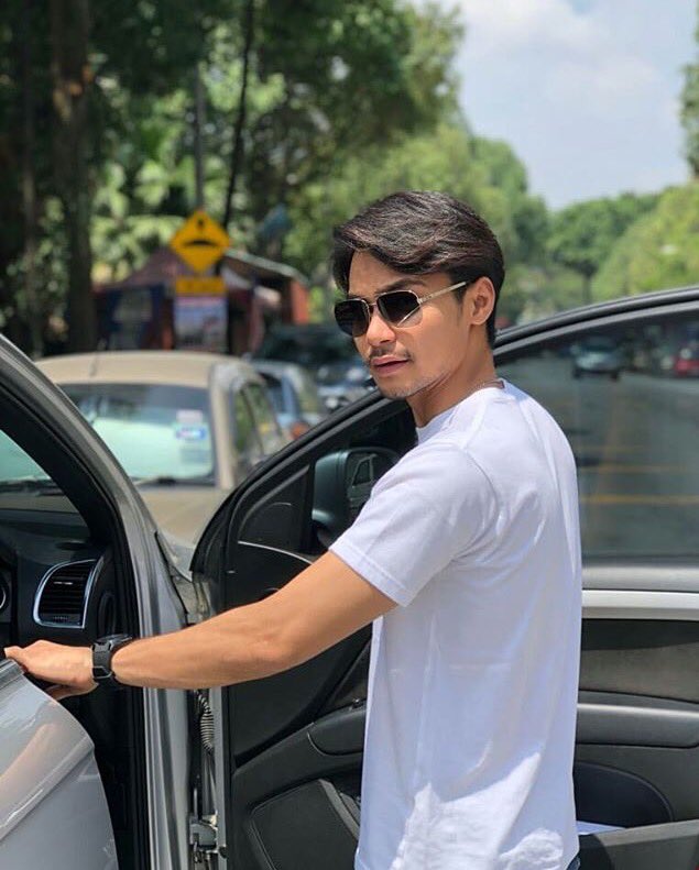 hasznizaanwari's tweet photo. Kenapa #Capik Handsome sangat nii π©ππππππ @iSyafiqKyle @SkyloversSk . dapat tengok gambar je , dlm tv lambat lagi hmmπ« #Mentari . https://t.co/Ekyxd6RnVv