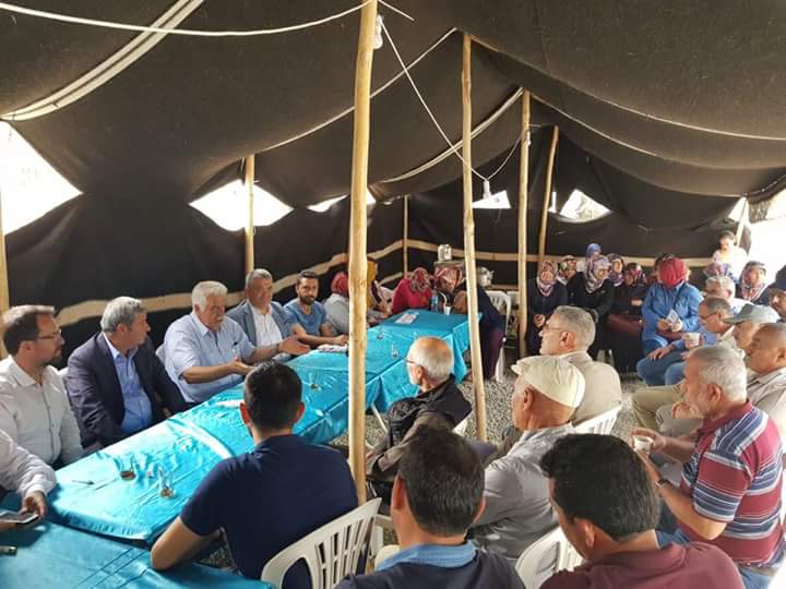 surucuas's tweet photo. Ilgın'da teşkilat mensuplarımız ile SKM çadırımızda buluştuk, daha sonra hemşehrilerimizle bir araya geldik.  
#VakitIlgınVakti
#VakitKonyaVakti
#IlgınKazanırsaKonyaKazanır
#KonyaKazanırsaTürkiyeKazanır https://t.co/K1giG7i2vx