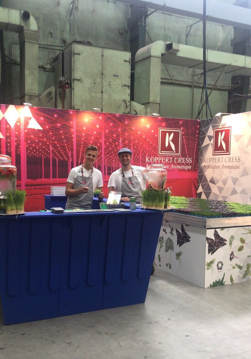 VEGevent's tweet photo. Het is 13:00 en dat betekent dat het VEG. Event is geopend! Zien we jou vandaag of morgen? #VEGevent https://t.co/xbtz6p3EF3