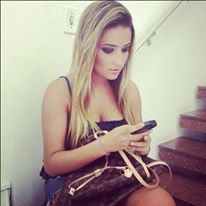 Une Vie de Stagiaire exemplaire !!!
J'aime la Vie comme elle se présente à moi ...................<a href="/lilianebrune17/">lilianebrune</a> Lili...B