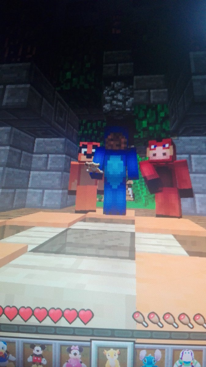 caspergaming9's tweet photo. De laatste foto's nog van #safariweekend en van bij het kasteel in @DroomCraft https://t.co/LmAoELeEf1
