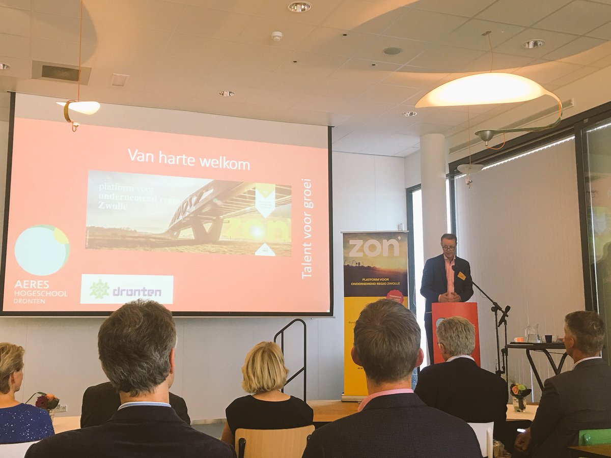 Adviesraadvoorzitter <a href="/JanNabers/">Jan Nabers</a> trapt af. #Duurzaamheid is t thema. Infrastructuur voor groei is het doel. #regiozwolle <a href="/ZONregiozwolle/">ZON regio Zwolle</a>