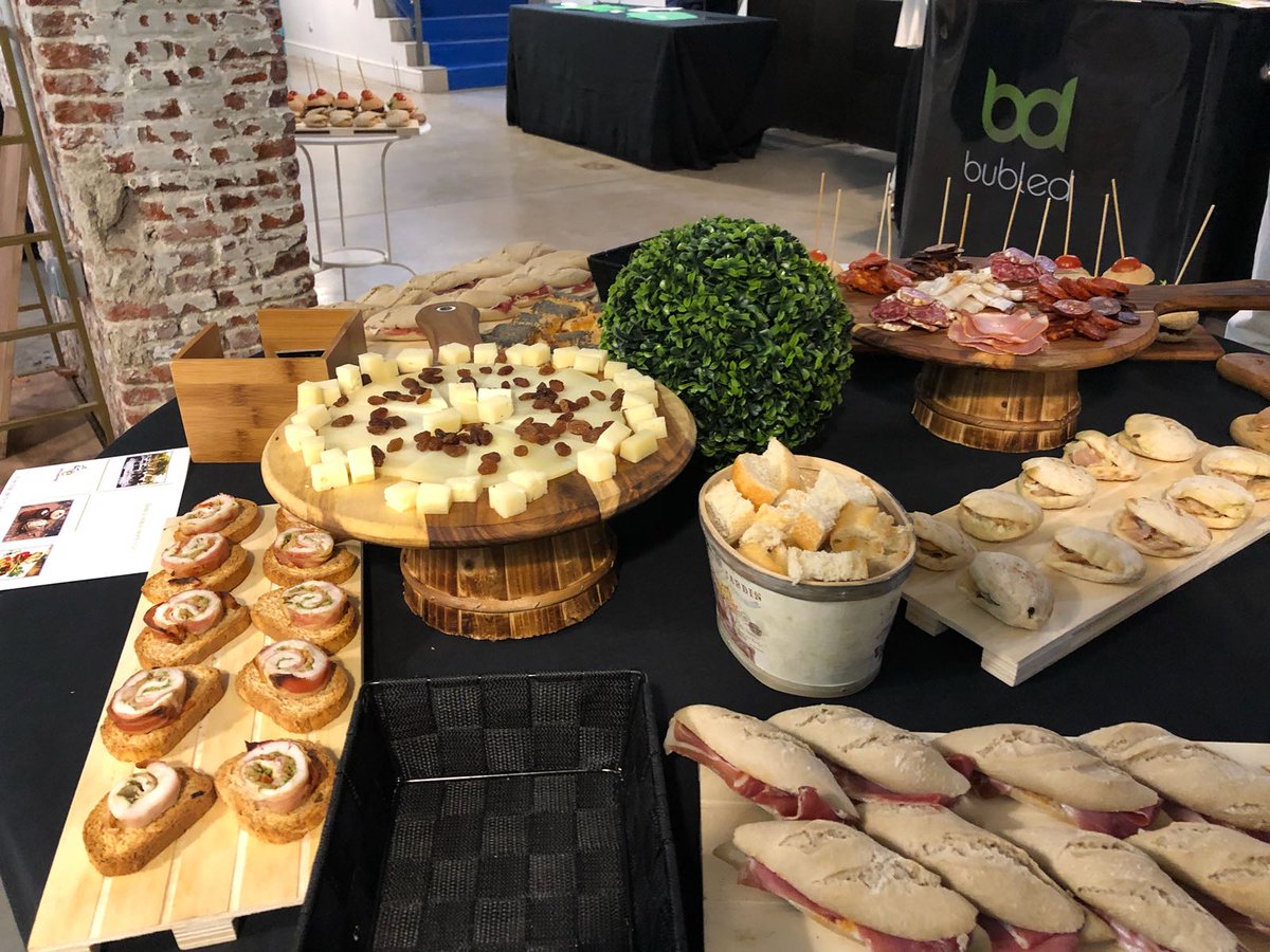 FFGCatering's tweet image. Catering para la Junta General Ordinaria de Acesima

#catering #cateringmadrid #cateringservice #catering2018 #food #foodie #foodlovers #foodaddict #foodpic #foodphoto #gastronomia #gourmet #picoftheday #photooftheday #FelizMiercoles #ffgcatering