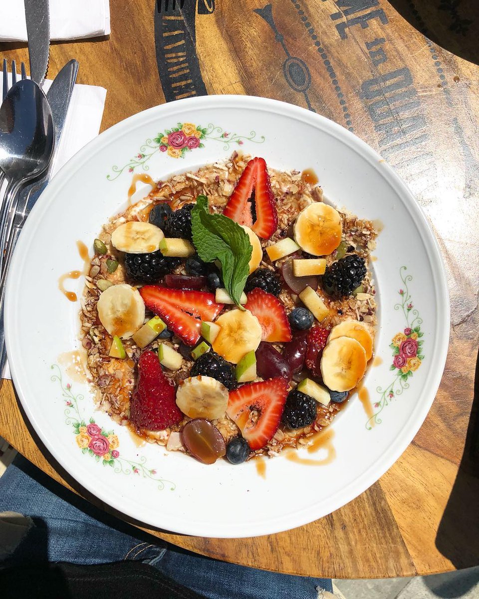 Midweek treats that make your heart skip a beat.
#CafeLandwer
📷: @foodgoalsto