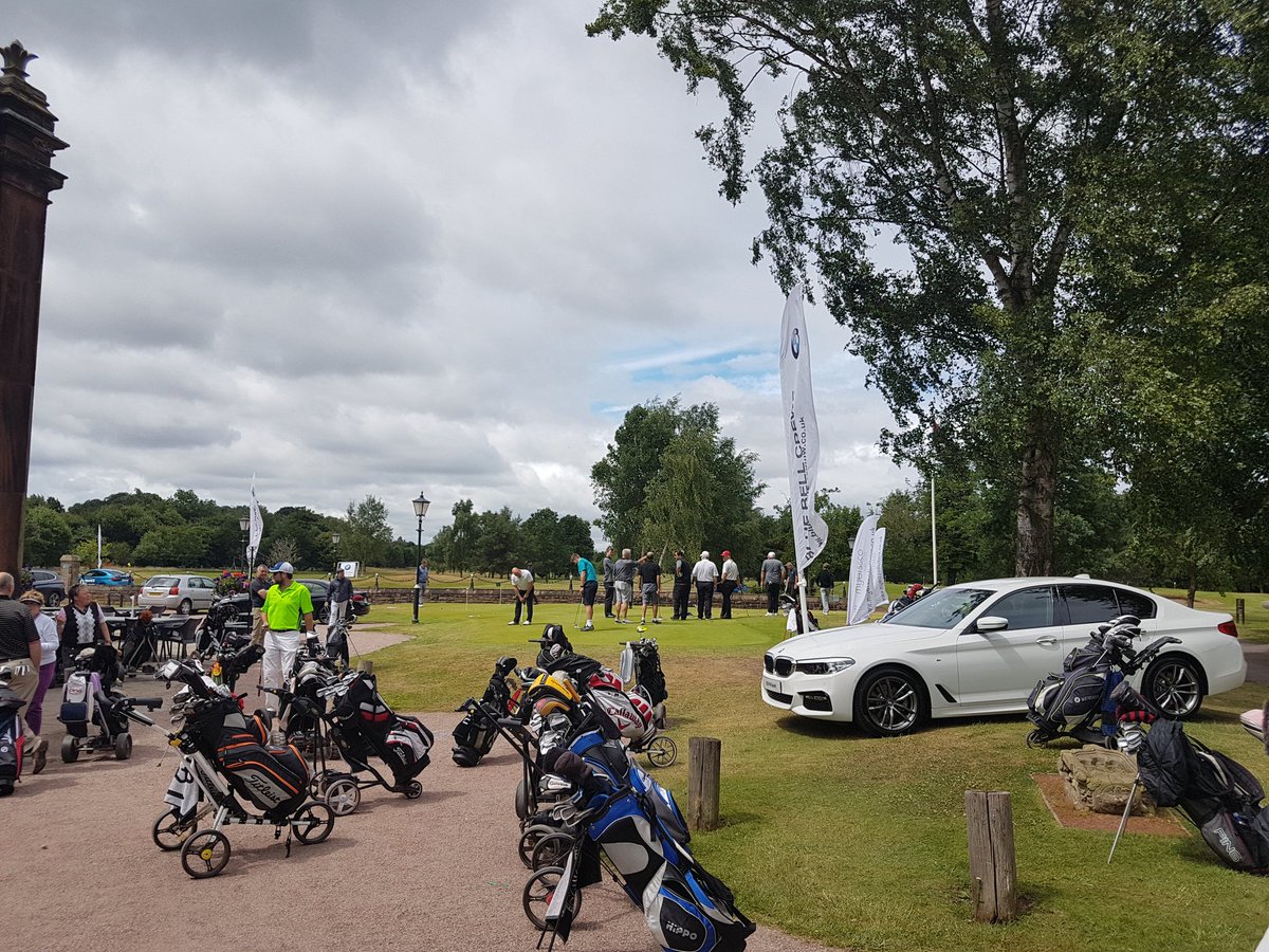 Anthonymiller19's tweet photo. @AbbeyTimes @bdgolf1 another busy day with @WilliamsMINI #enjoygolf #golfpicture #golf https://t.co/P9u6LWRD1J