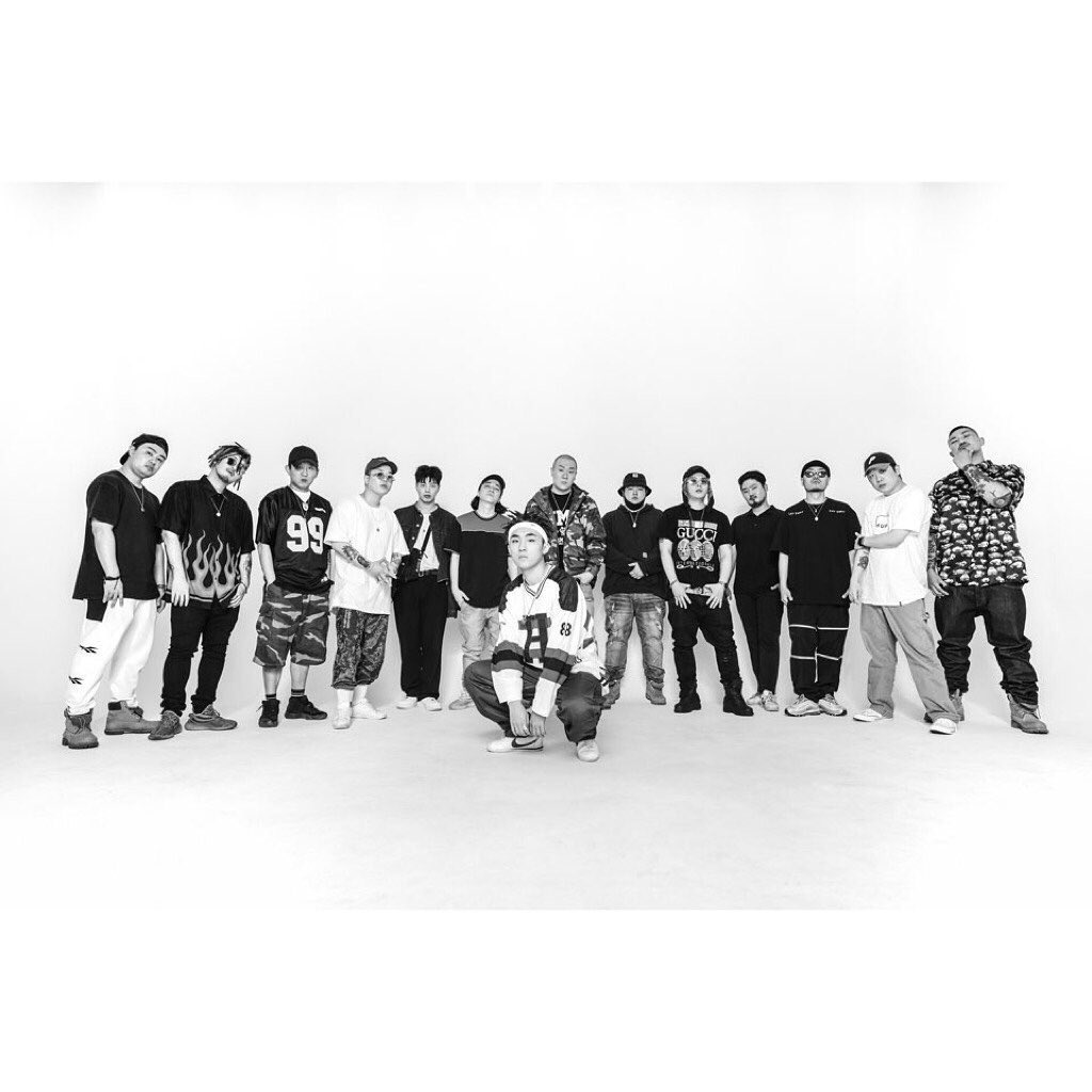 multixx_'s tweet photo. ROHAN IN THE HOUSE!! YASS 
#VMC #LEEROHAN https://t.co/yrcTjKR2Lw