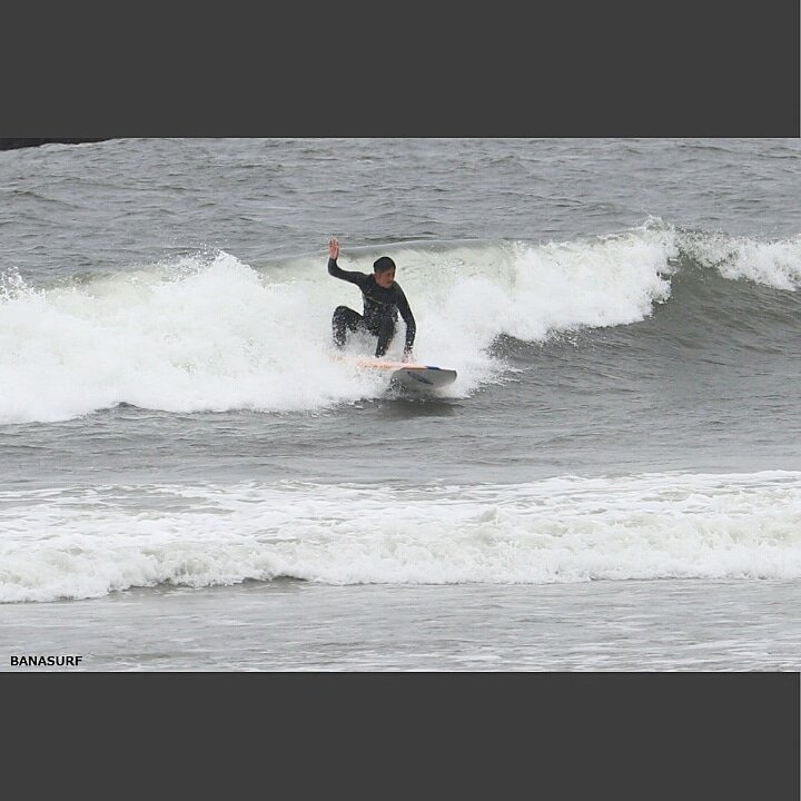 banasurf's tweet photo. 大館市と盛岡市から2名のサーフィンスクールに行って来ました。十分なコンディションでターンの練習が出来ました。次回も一緒に練習頑張りましょう!本日もサーフィンスクールお客さん予約頂きました。明日もサーフィンスクール予定です。#surfingschool #surflesson #surftripguide #ガイド https://t.co/kDiGJRK83Q