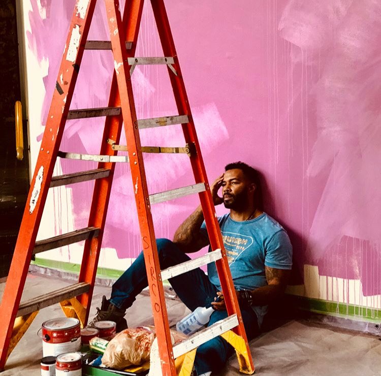 THUNDEROUSG's tweet photo. After an #LA project for @VaynerMedia #TeamThunderous hit the #BigApple to work with @OmariHardwick on his groundbreaking 1 Man Show. #HerO https://t.co/k2qCpjbEaQ