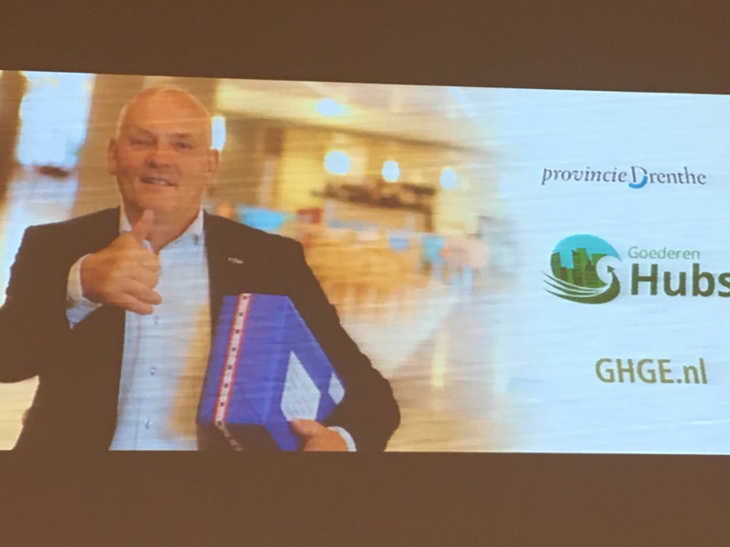 PauldeRook's tweet photo. De GoederenHub Groningen-Eelde is open! Samen met Distributeurs en Ondernemers werken aan slimmere schonere stadslogistiek! https://t.co/NV311uWP6k