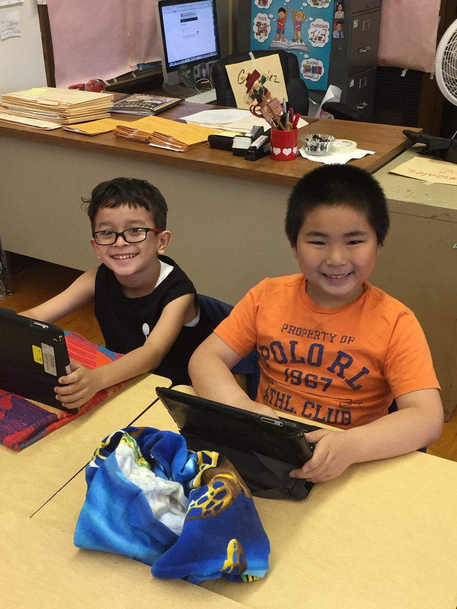 kbeeres's tweet image. Mrs. Gonzalez’s class having fun &amp;amp; working together! #WeeCreate #WEElearn @McginleyIsabel @teachnbeach1 @FAmato53 @TheRealJAnnese @ZywickiR