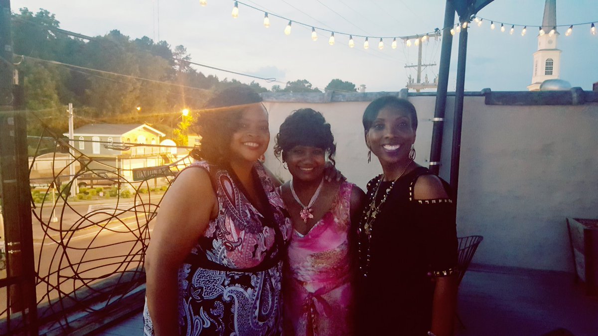 ChattMoms's tweet photo. Great time for a great cause. #SipandSavour2018 @JJAFOUNDATION  @jackandjill_SER https://t.co/NkbQERNIYW