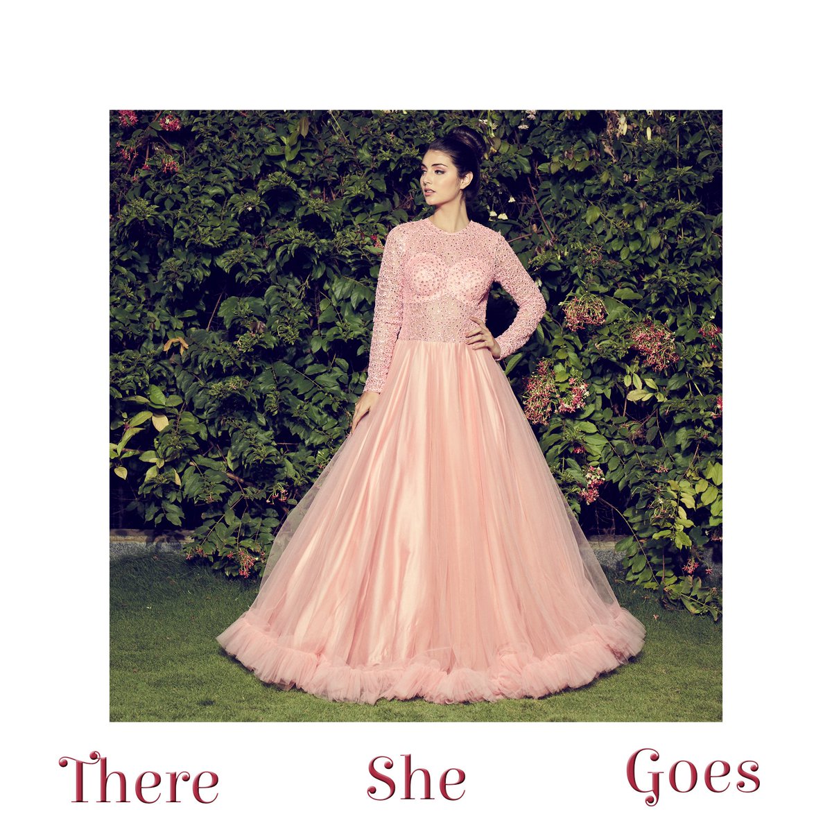 NeerusInd's tweet photo. Get that peach dress that you have been longing to own since forever! We know your eyes sparkle when you’re wearing what you love.
#SummerParty #SummerCollection18 #Peach #PartyWear https://t.co/p7e1oIgqLh