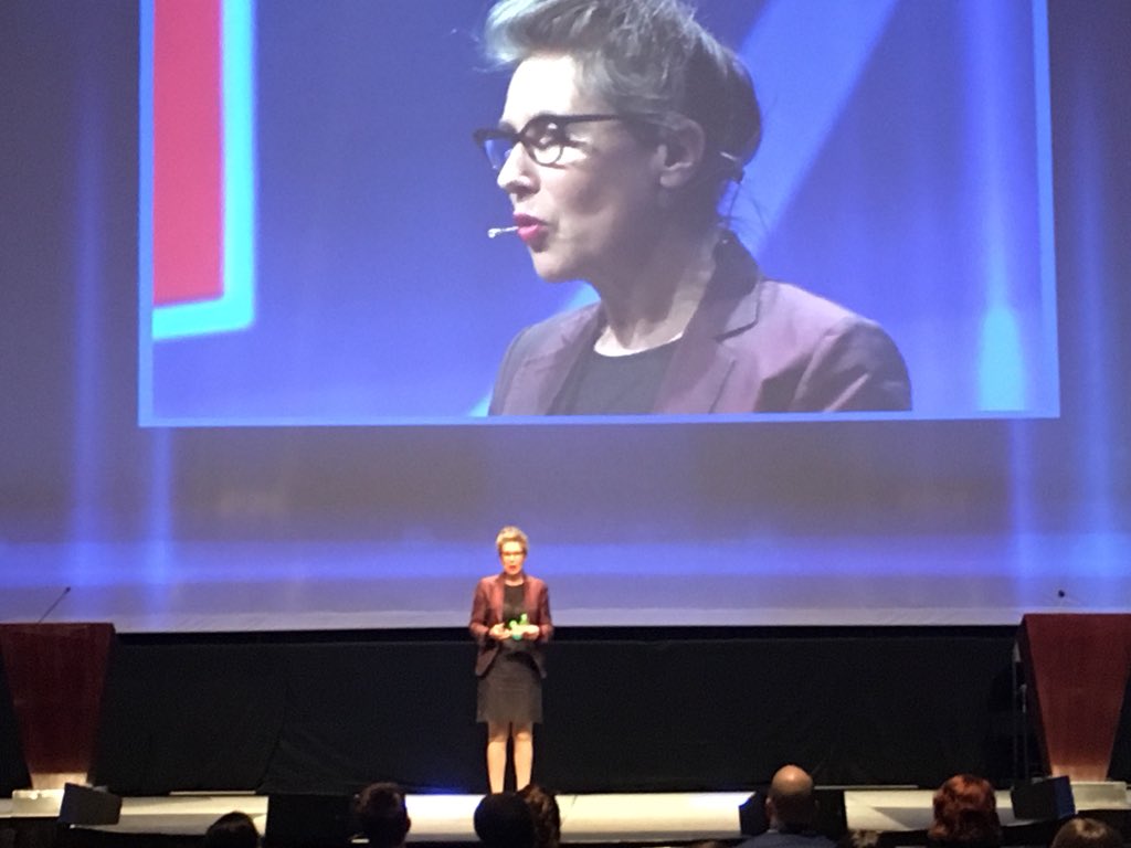 canadanurses's tweet photo. Anne-Marie Rafferty of King’s College (UK) speaks of global nursing trends #ItStartsWithNursing #CNAYOW18 https://t.co/xBljAzBGlt
