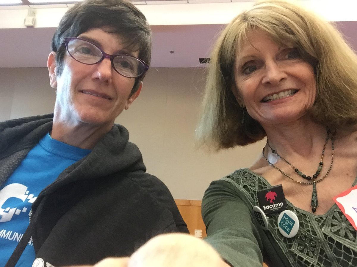 marywarren_SCS's tweet image. If it’s Wednesday it must be Friday. #SCSdigitaldivas attending #edcampCode at the Friday Institute! @LMonkSCS