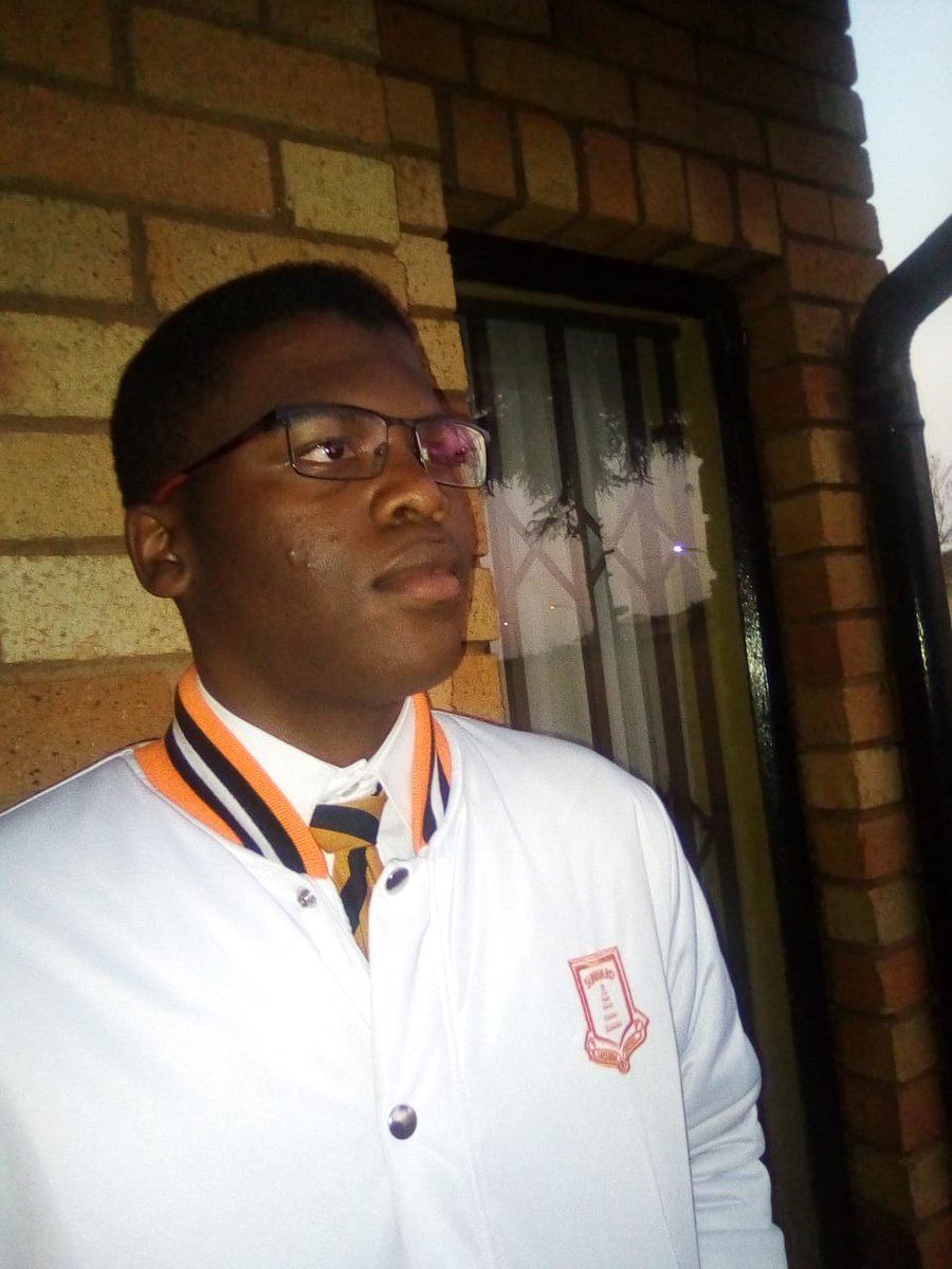 codejika's tweet image. Posted by Andile: Sam here coding has became my passion and i see myself doing this for life. #SunwardParkHigh #coderevolution #codejika #code4change