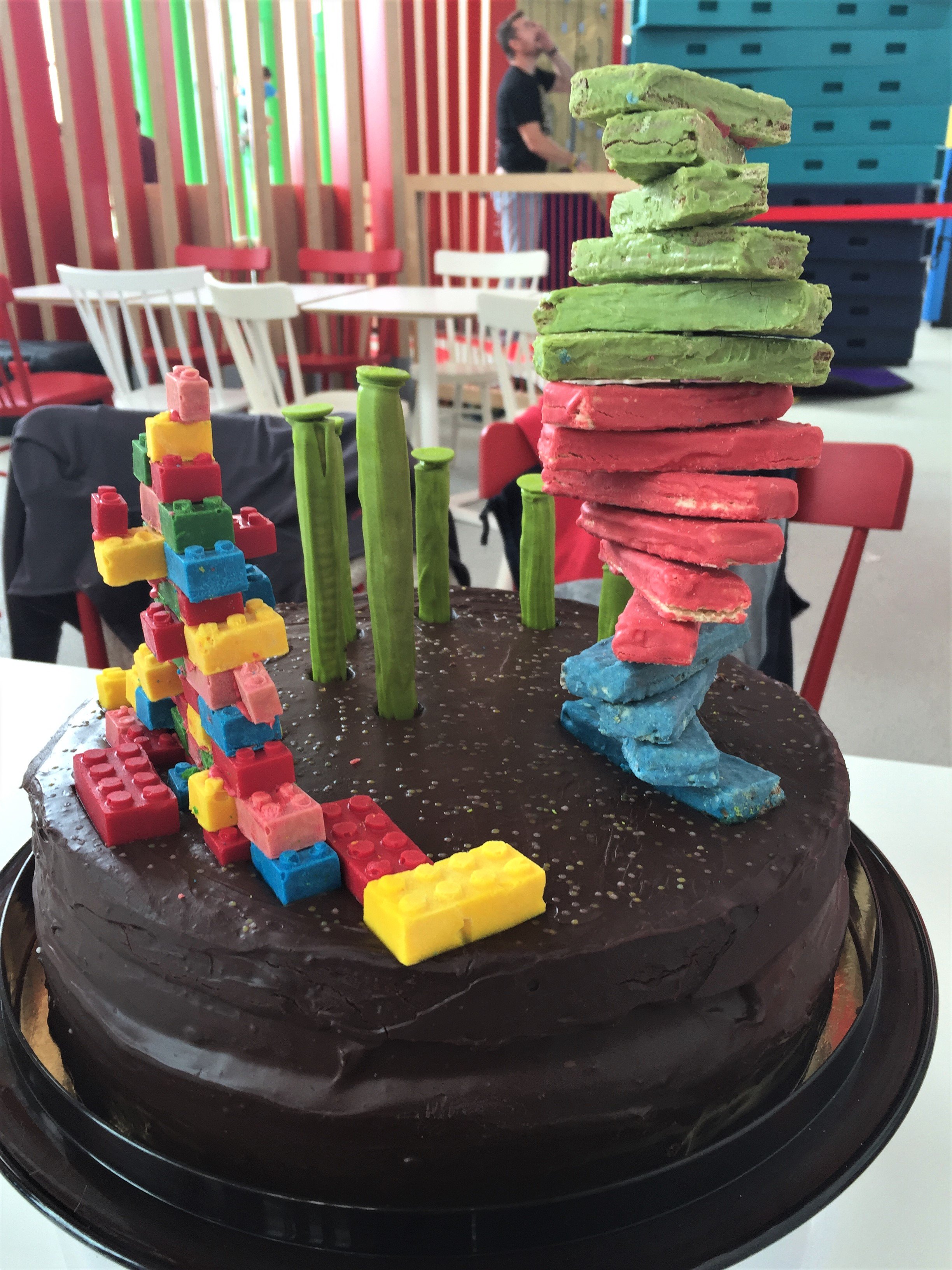 Hapik Waouh Quel Magnifique Gateau Prepare Par Une Maman Pour L Hapik Birthday D Un De Nos Grimpeur Prefere Vous Aimez Caen Mondeville Escalade Anniversaire Coupedumonde18 Pormar Normandie