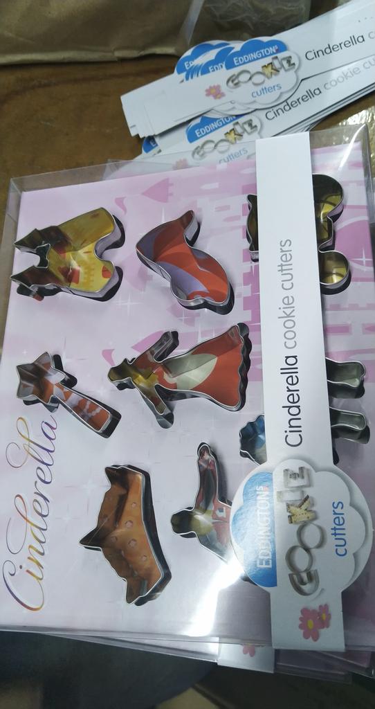 Roymiracles's tweet image. cookie cutter👏