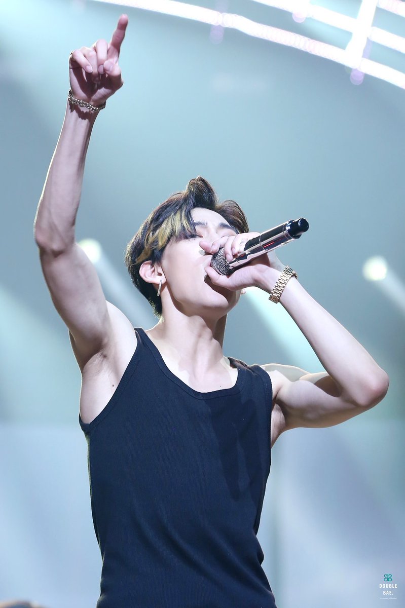justright_bam's tweet photo. ひかりてらすだけでも
＼オッーイェ⤵／

そぅみつめられるだけでも
＼オッーイェ⤴︎ ！／ https://t.co/6sMxkGbwrc