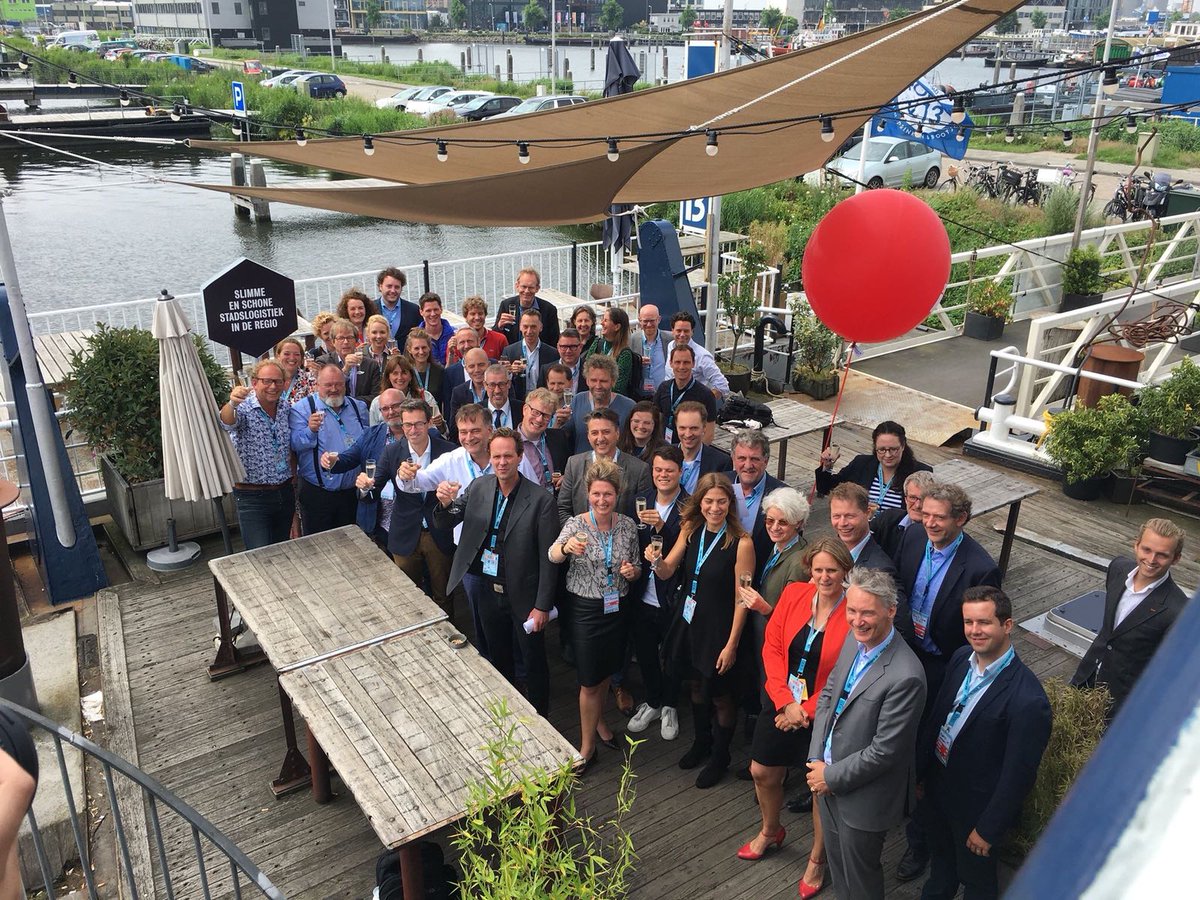 Wij zijn samen aan het werk met slimme &amp; schone stadslogistiek in de MRA. Doe je ook mee? @AmEcBoard @GreenDealZES <a href="/MRAsamenwerking/">Metropoolregio Amsterdam</a>