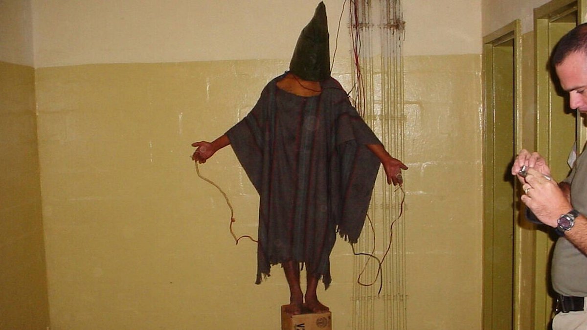 Seymour Hersh on Torture at Abu Ghraib & Secret U.S. Assassination Programs ow.ly/AbxJ30kAmIv https://t.co/KPueIrQUCv