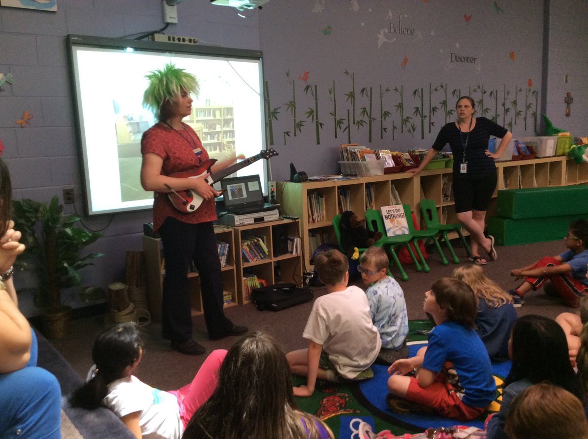 mrs_fleuryfata's tweet image. 3s are really looking forward to visiting the Ottawa Public Library soon to get their own TD Summer Reading Club Package! Thank you! #ottawapubliclibrary #welovereading