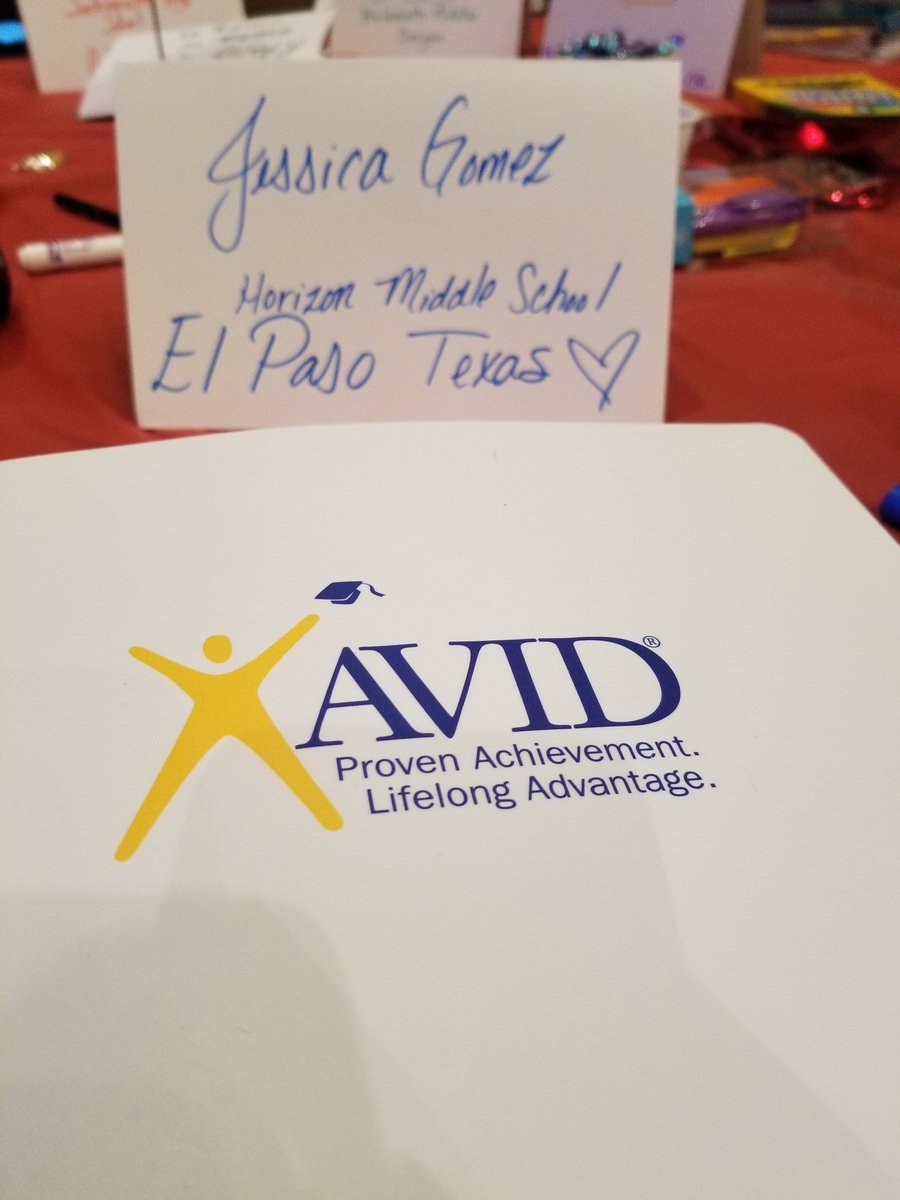JessicaGom23's tweet photo. Proud to represent the sun city and HMS!!
#avidtraining #hawks #dallas #KnowledgeIsPower #teacherlife https://t.co/1Ej7WvOCNS