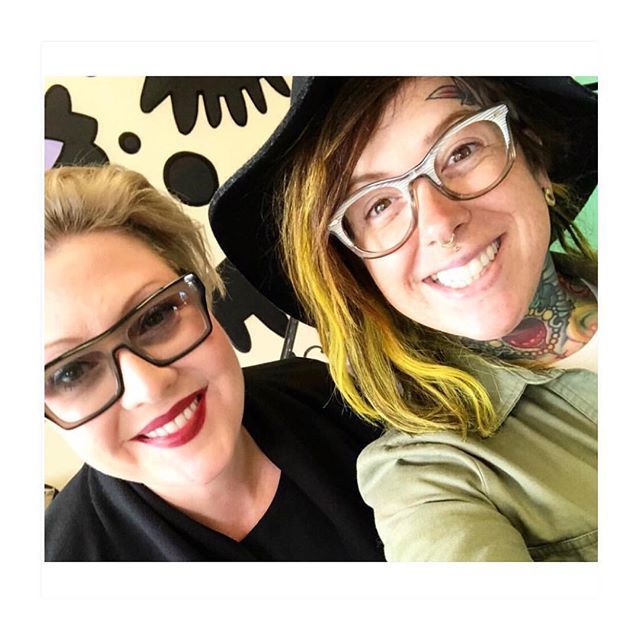 WOMEN WITH VISION! This picture makes me happy 😃 Our very own Jessica @jfraserpants and Siohbán @highcyl of @theeyeglasslass wearing the CHAMBERS in Ghost and the LEDOUX in White Venetian, respectfully.  #passion #luxuryeyewear #supportindependentopticians #eyewear #lunettes…