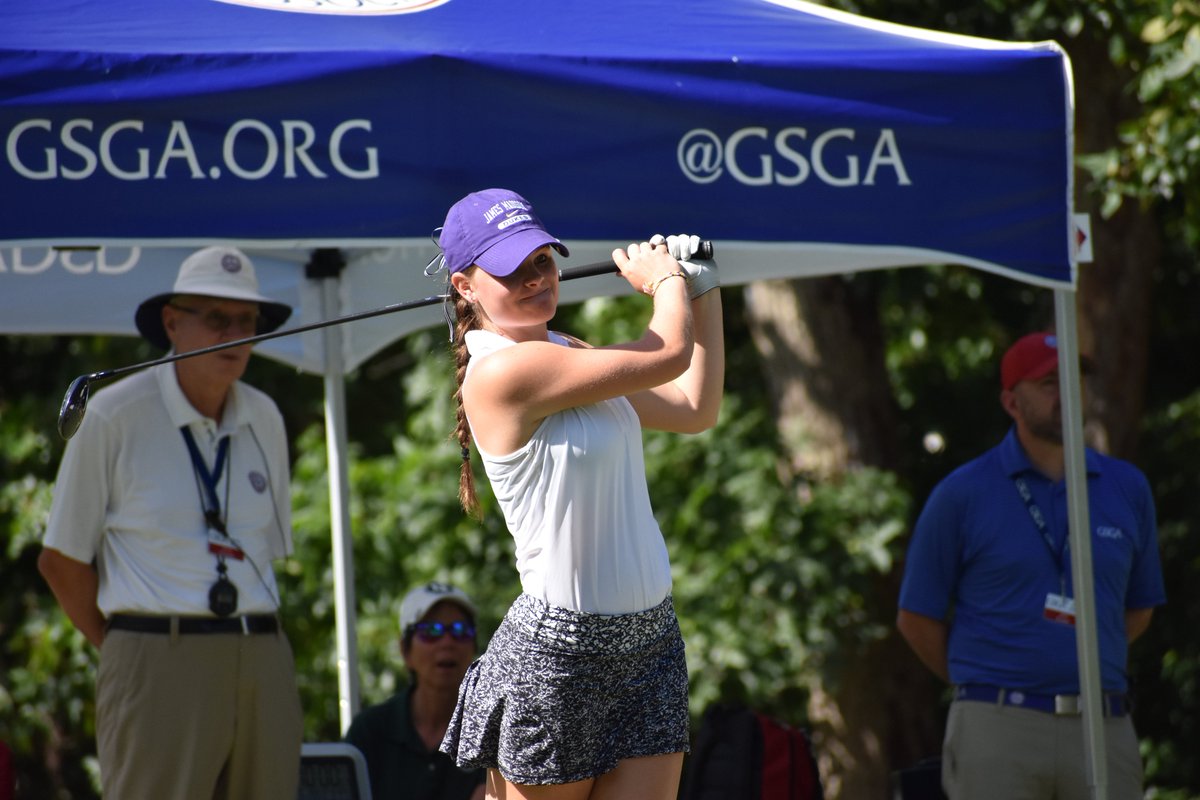 GSGA's tweet photo. Our leaders have teed off here at the final round of the #GirlsChampionship! Future @UGAWomensGolf Jenny Bae is our leader, future @JMUWGolf Kate Owens sits in second, and future @MercerWGolf Carol Pyon is in third!

Live hole-by-hole scoring ➡️ https://t.co/TmbUgniKTT https://t.co/Z2nBRqhCd0