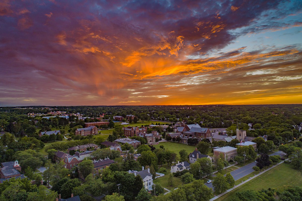 HWS Colleges tweet media