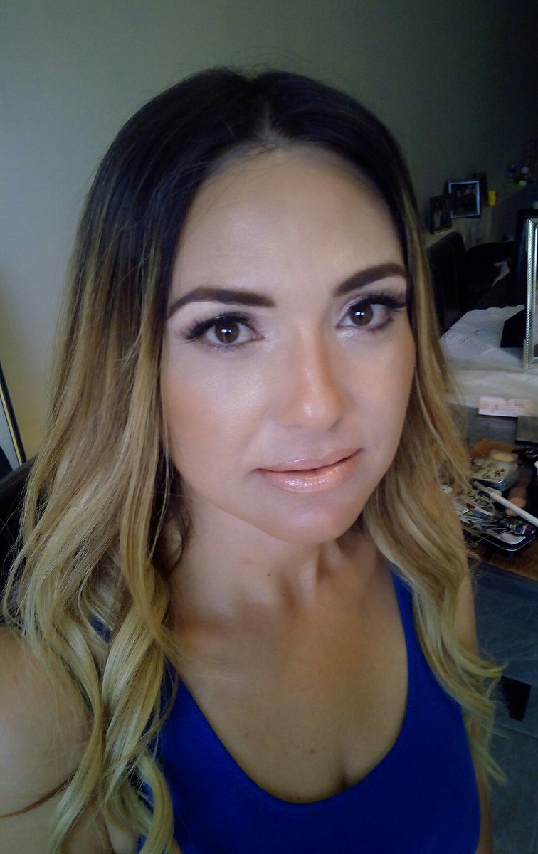 NikolMitsou's tweet photo. #mua #makeup #MakeupAddict #makeuper #makeupbyme #makeupcommunity #natural #naturalmakeup #beauty #beautifulwomen #greece https://t.co/ZYJes84Fv6
