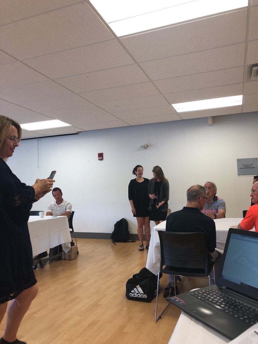 PHE Manitoba tweet media