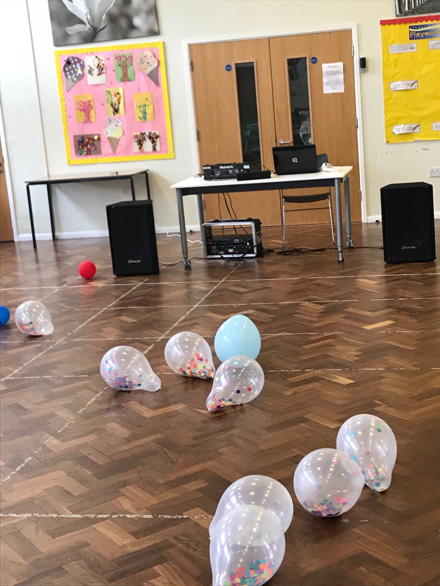 PAJ_MM's tweet photo. Final preparations coming together for tonight’s #FamilyCarers BBQ for #LearningDisabilityWeek2018 big thanks to all the staff and volunteers working hard to make sure everyone has a great evening....
☀️ 🌭🥙🍔🍰🍹🥤🎶😊 https://t.co/pC9CGyDc46