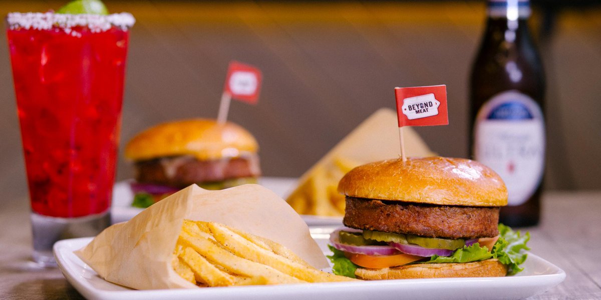 Tgi Fridays Here Is The Actual Beyond Meat Cheeseburger