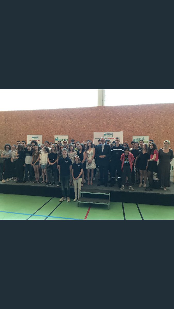 cdj_57's tweet photo. Dernier séance pour notre cdj , séance extraordinaire à la caserne du SDIS en compagnie du cdjsp https://t.co/ZyRrx58EbG