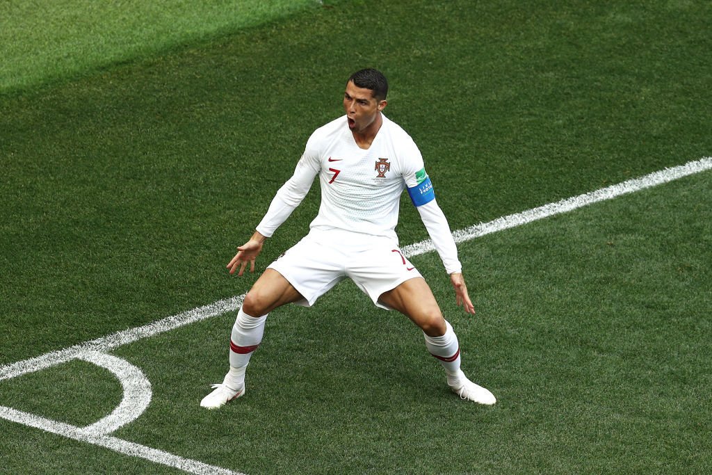 Footballtweet's tweet photo. Cristiano Ronaldo in the World Cup:

🇵🇹 Games: 2
⚽ Goals: 4
🥇 Man of the Match: 2

#WorldCup #POR https://t.co/XbGQP39eQo