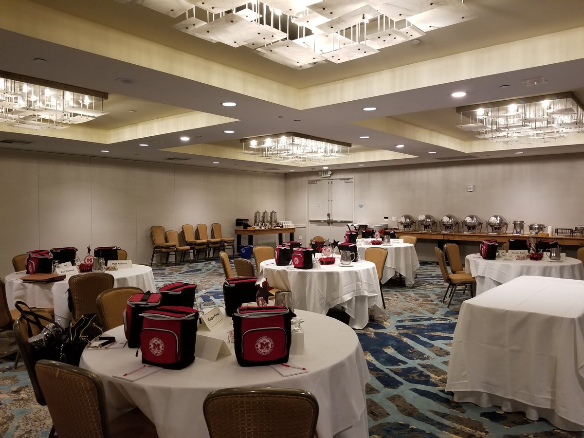 Hours before the 2018-2019 Manager's Retreat! I'm ready; let's go! <a href="/McFarland_USD/">McFarland Unified SD</a> <a href="/McfarlandHigh/">McFarland HS Early College</a> @mms_bulldogs <a href="/KernAve_Bobcats/">Kern Ave Elementary</a> <a href="/BRS_Academy/">Browning Road STEAM Academy</a> @HES_Jaguars <a href="/McFarland_MLC/">McFarland SJHS & MIS</a>