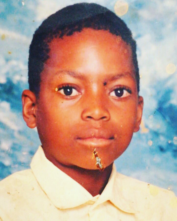 20 June 1985.. Happy birthday to you itumeleng khune .. 