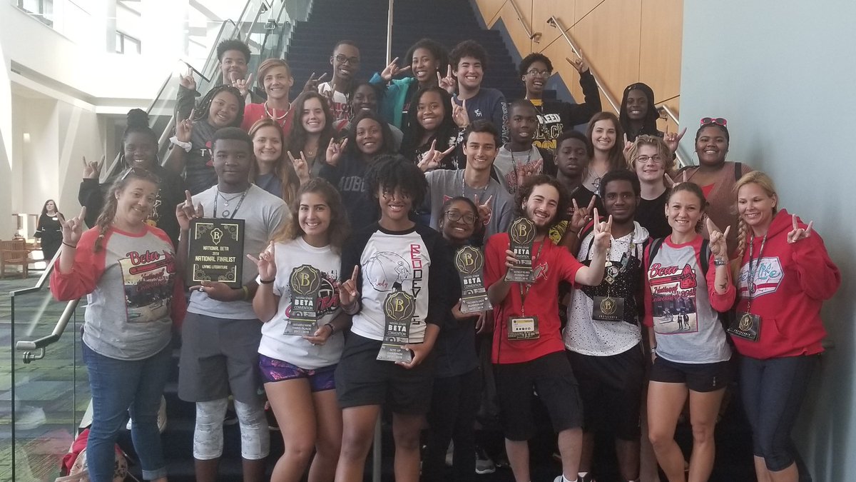 RedDevilBeta's tweet photo. The results are in!! 7th living lit, 4th mixed media, 3rd onsite acrylic, 2nd technology, 2nd meeting of the minds, and national champion 1st site up!!! These betas worked so hard and this sponsor is SO PROUD! #BetaCon18 #reddevilbeta #betasdoitbetter @CentralRedDevil https://t.co/AFASe8UJFb