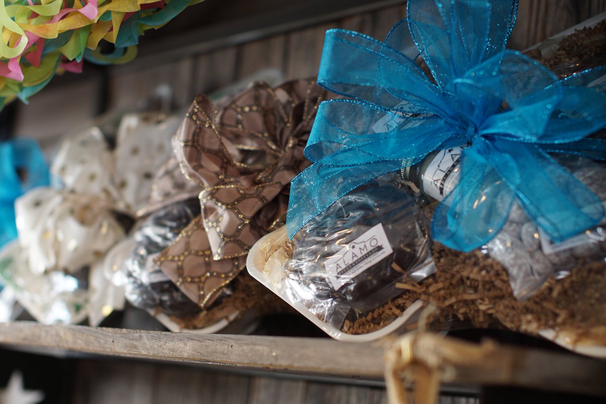 Share a little #lonestarstate!!! Our gourmet #pecans and #coffee make a great gift for all occasions! Visit our pecan gift &amp; coffee shop us in San Saba or online alamopecan.com We have a huge selection of baskets, tins, trays and gift boxes in all sizes + local goods!