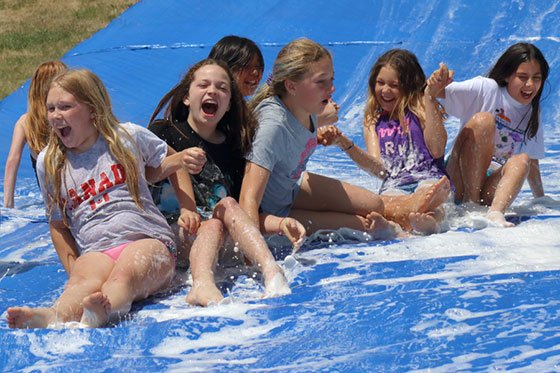 Over 60 metres of fun at GC Huston Public School's annual Slip and Slide event <a href="/GCHustonhawks/">G.C.Huston</a> saugeenshoreshub.ca/arts/4222-gc-h…