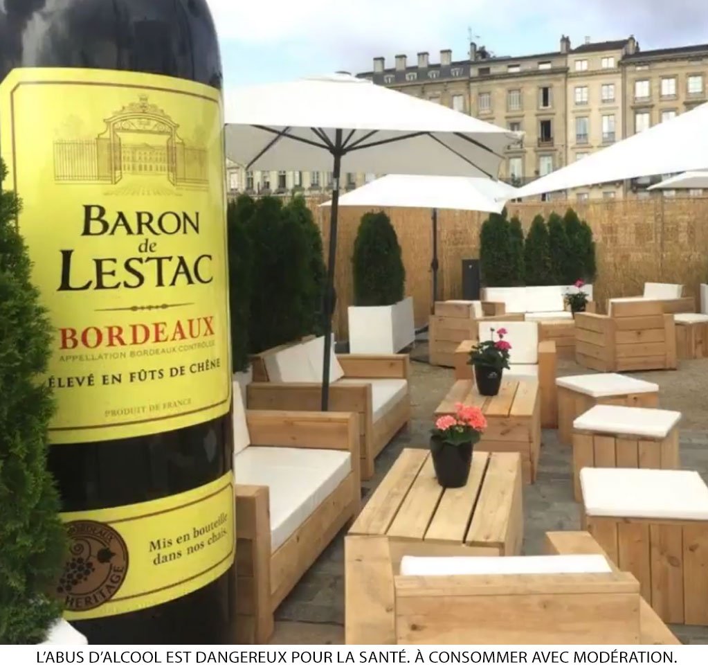 Castel_Wine's tweet photo. Le rideau est tombé lundi soir sur @BordeauxFeteVin ! Pendant l'événement, le pavillon Baron de Lestac a accueilli des visiteurs pour des dégustations, des Masterclass, et le lancement d’une bouteille en édition limitée pour fêter les 20 ans de l’événement.
#VinsCastel #bfv2018 https://t.co/uZR6iBcJA1