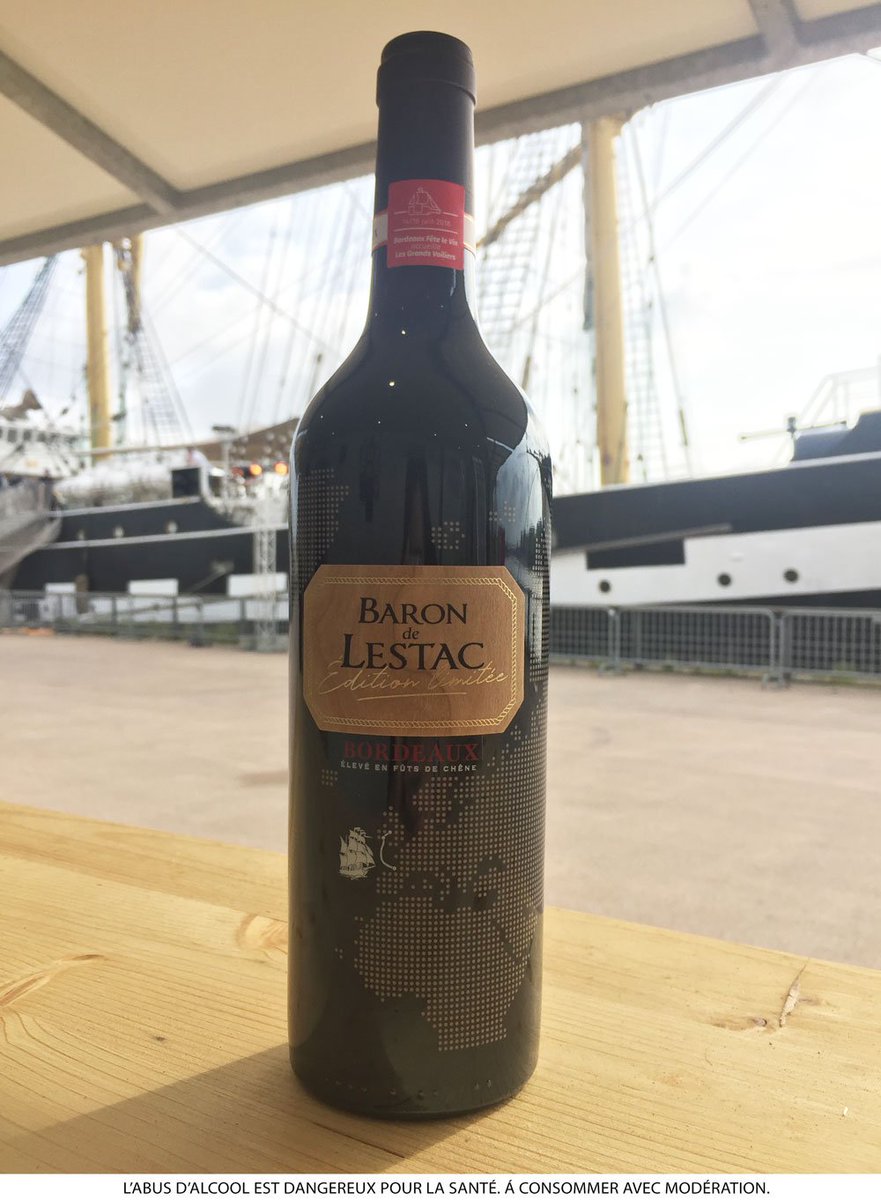Castel_Wine's tweet photo. Le rideau est tombé lundi soir sur @BordeauxFeteVin ! Pendant l'événement, le pavillon Baron de Lestac a accueilli des visiteurs pour des dégustations, des Masterclass, et le lancement d’une bouteille en édition limitée pour fêter les 20 ans de l’événement.
#VinsCastel #bfv2018 https://t.co/uZR6iBcJA1