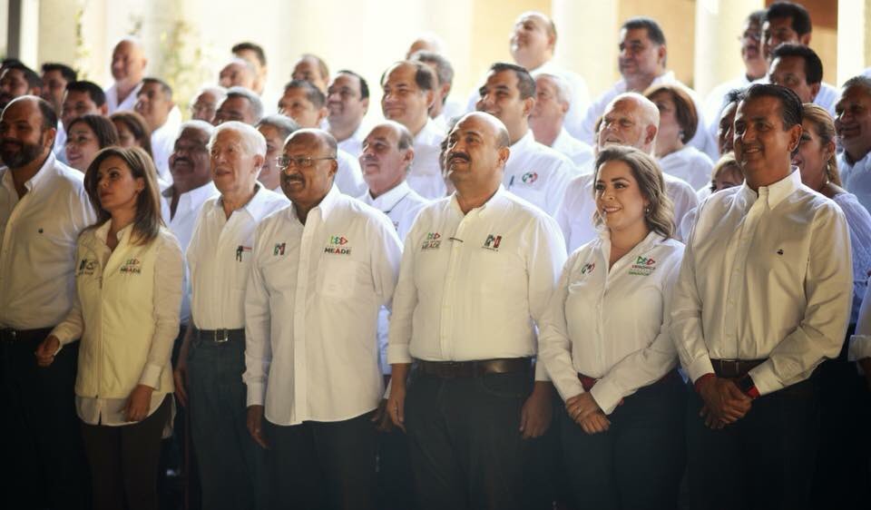 Veronica_mtz's tweet photo. Hoy nos visita el Presidente del @PRI_Nacional @JuarezCisneros 

Bienvenido a #Coahuila, tu presencia nos fortalece. 

#PepePresidente 
#TodosPorMexico
#VeroYJericóSenadores 
#AvanzarContigo 

@JoseAMeadeK @jericoabramo https://t.co/zx1Az86qRk