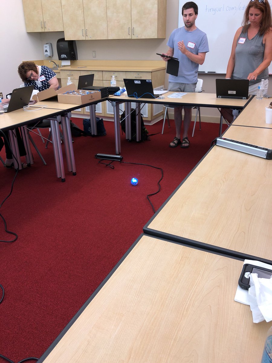 tharrbear's tweet image. Learning more about Sphero at #edcampcode @SpheroEdu @Sphero