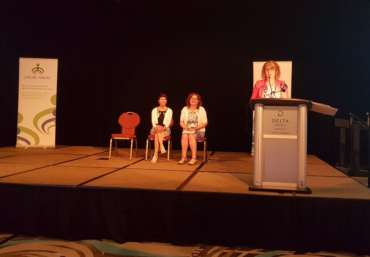 Anne Bartlett tweet media