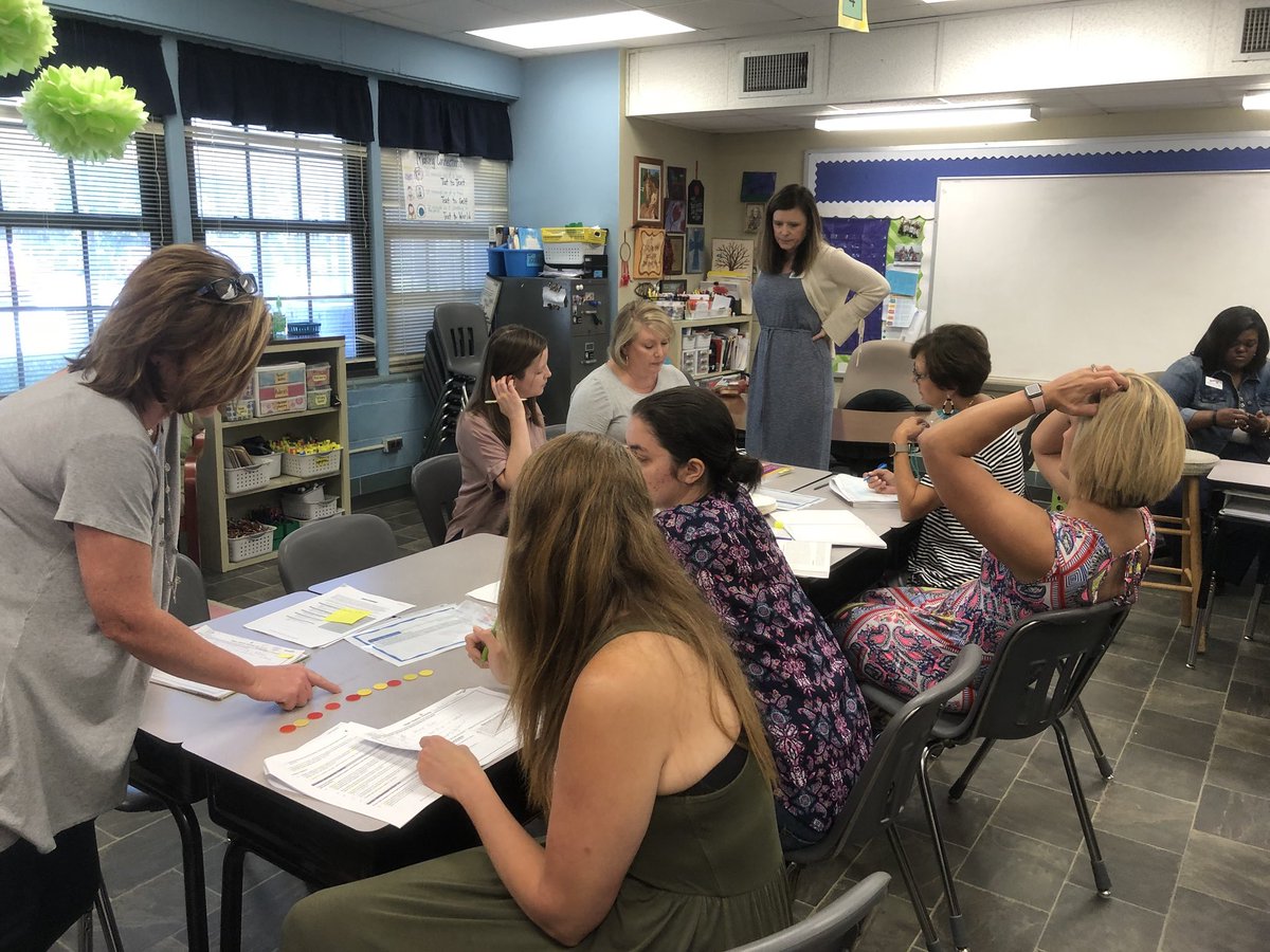 AMSTI_UM's tweet photo. Day 2- Math stations w/Indian Valley teachers @SCSAggies @IndianValleyEl #AMSTITraining2018   #AMSTIworks #AMSTImath2.0 https://t.co/c1hHoWQ5l2