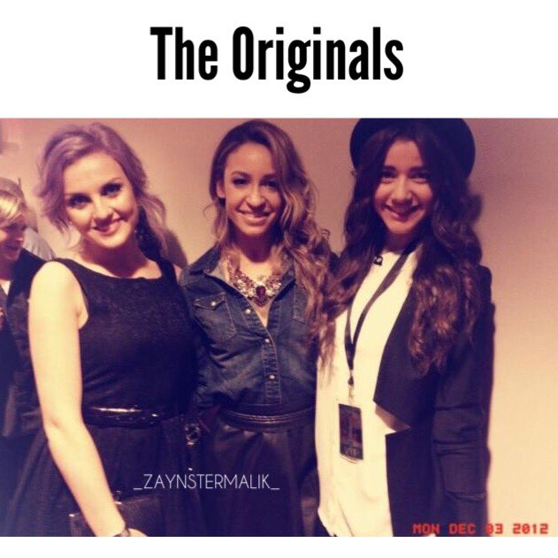 zaynxjmalik's tweet photo. The Holy Trinity 😂 I love them ❤️ Ah, golden times 🤗
#zerrie #elounor #payzer #larryisnotreal #zayn #malik #zaynmalik #1d #1dfamily #onedirectiorn #harry #styles #harrystyles #liampayne #niallhoran #louis #tomlinson #louistomlinson #zquad #zquads #zquadforever #zquadfamily https://t.co/ALytpuacWh