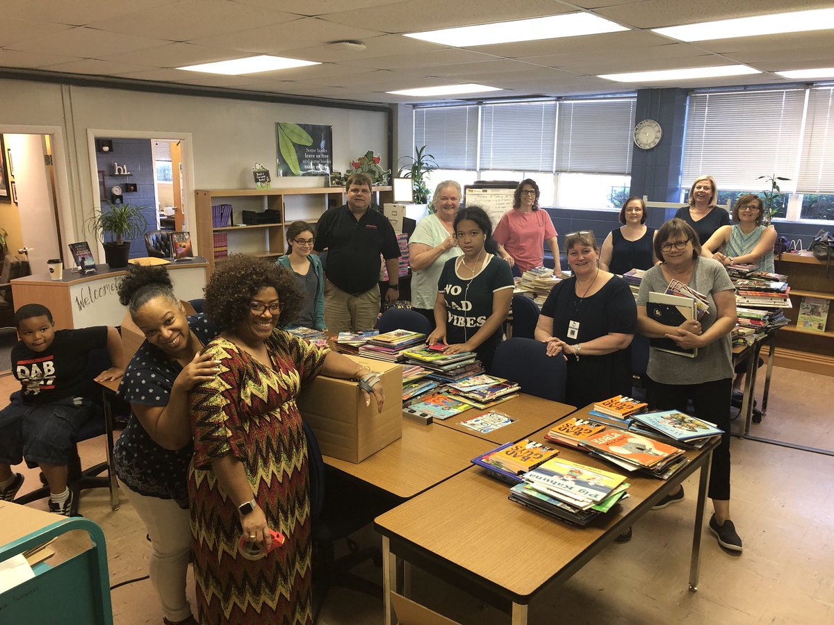 technerdgeek's tweet photo. #GCSLMSproud As GCS SLMCs gather today to sort books donated at the #Scholastic warehouse sale for schools devastated by the tornados. @WhitneyOakley93 @GCSchoolsNC @scontrerasGCS special thanks to Keith Brown https://t.co/oHDuYFkfVP