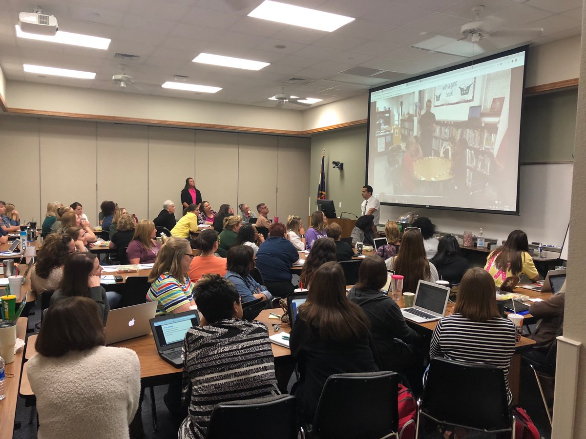 Region12RLA's tweet image. Christa Miller &amp;amp; math specialist Arash Abnoussi are leading a session on small group instruction by showing videos of Arash &amp;amp; Christa working with students from a local campus! Amazing conversations about effective literacy instruction are happening! #r12transformed