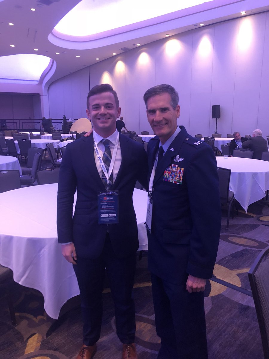 910AW_Commander's tweet photo. Had the pleasure of meeting Garret McKorty at Association of Defense Communities National Summit. Fitch Falcon, Air Force Falcon. #MahoningValley #DefenseCommunity #ADCsummit #communitypartnership @AFalconFacts https://t.co/A0XSaxx9lW